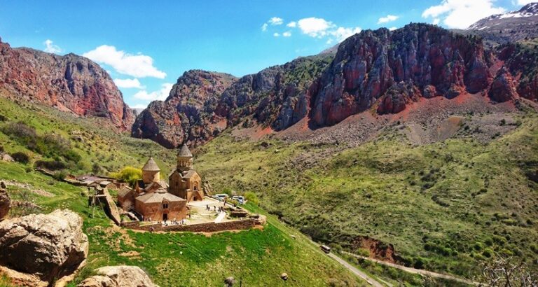 7796961825.monastyr-noravank